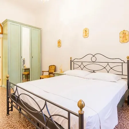 And Spacious Appartement